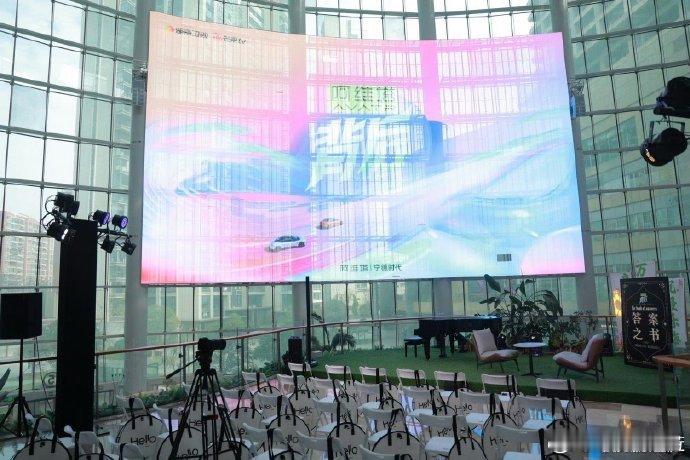   人生智慧宝典！《背后》看片会答案书，明星金句治愈力max～ 