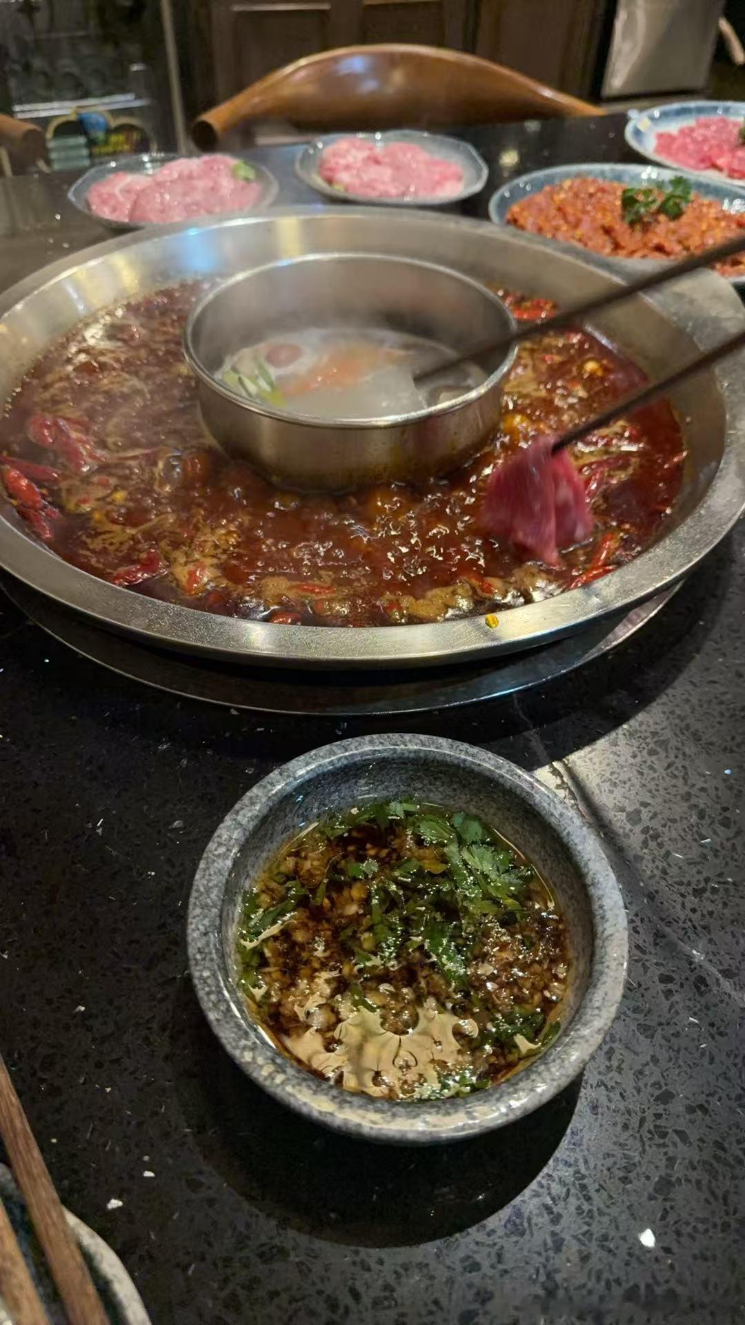 麻辣艺号是世界上最好吃的火锅[兔子][兔子][兔子] ​​​