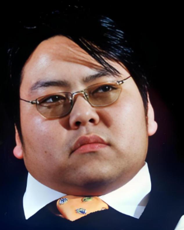 2009年，李兆会在“天上人间”花费880万，将全场宾客的单都买了。最后他因为高