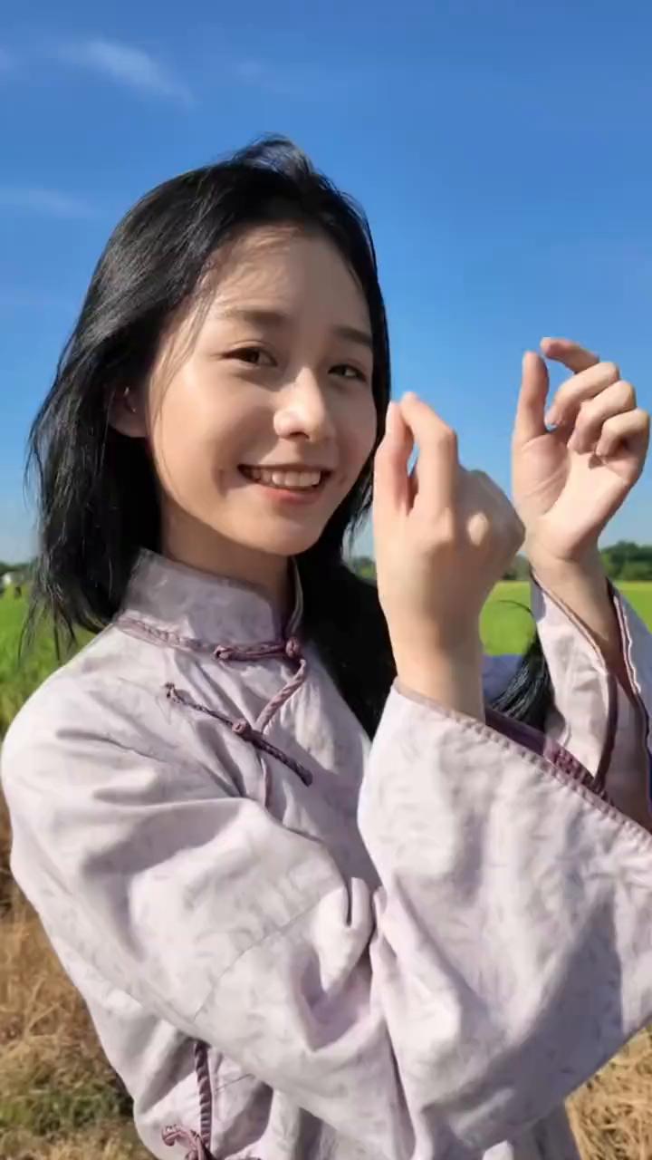 试戏阶段就这么灵吗？王晓慧你到底还在犹豫些什么？这张脸真的就是天生吃这碗饭的。没