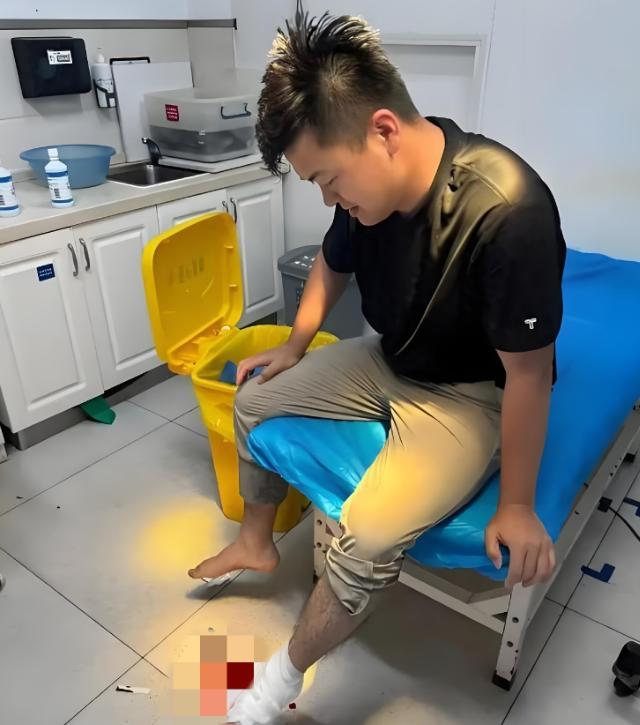 再度舍命救人！四年前在桐乡徒手接住六楼坠楼女童的那个小伙沈东，最近又干了一件大事
