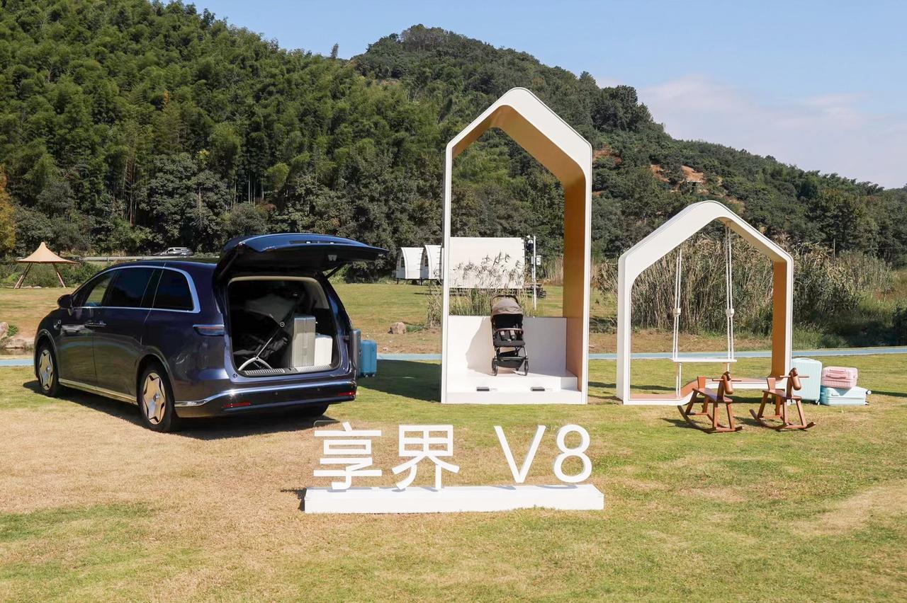 先说结论：大车不好开，多半不是你的问题，是车的问题。

朋友刚提了台5米4的MP