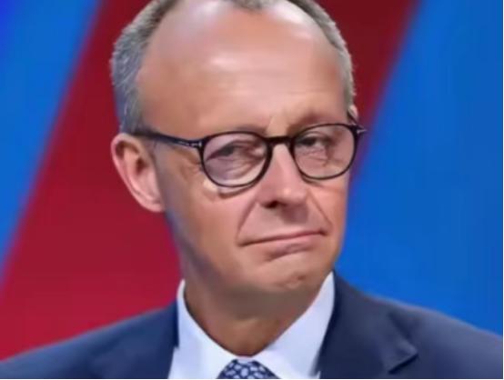 欧洲代表团即将访华，却出现了一件十分荒唐的事情：所有访华人员必须携带一次性电子产