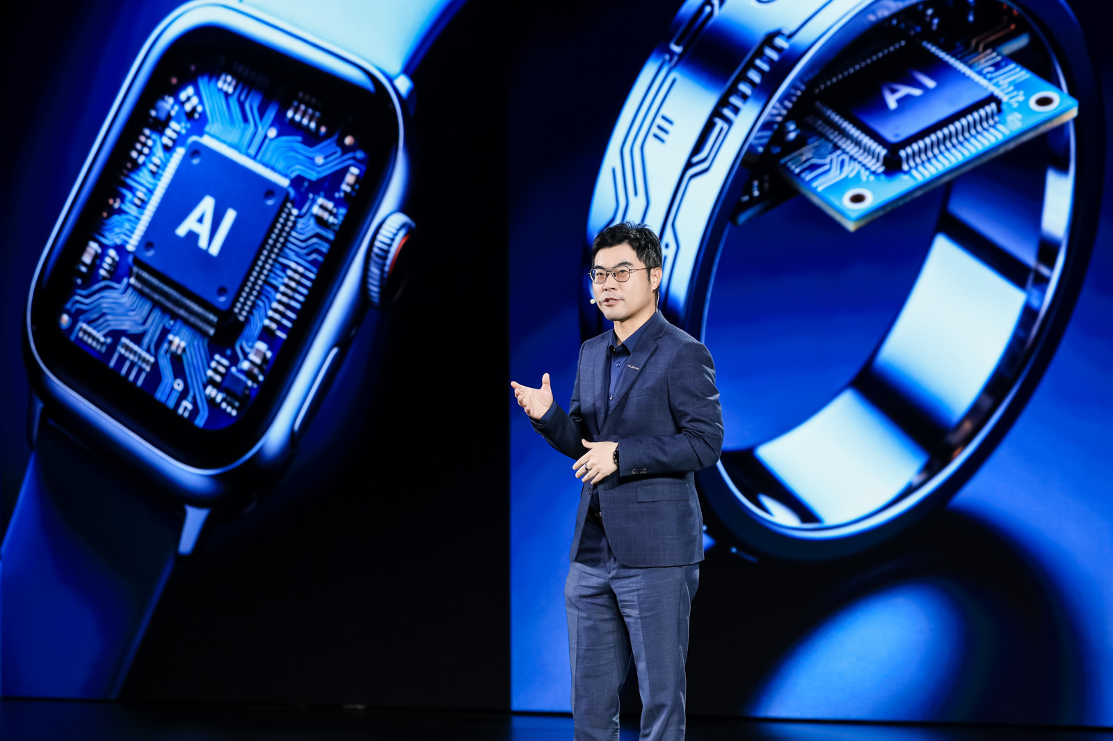 上汽高管称真智能汽车不应外挂AI荣威火山联手合作家越AI汽车 上汽荣威联手字节跳