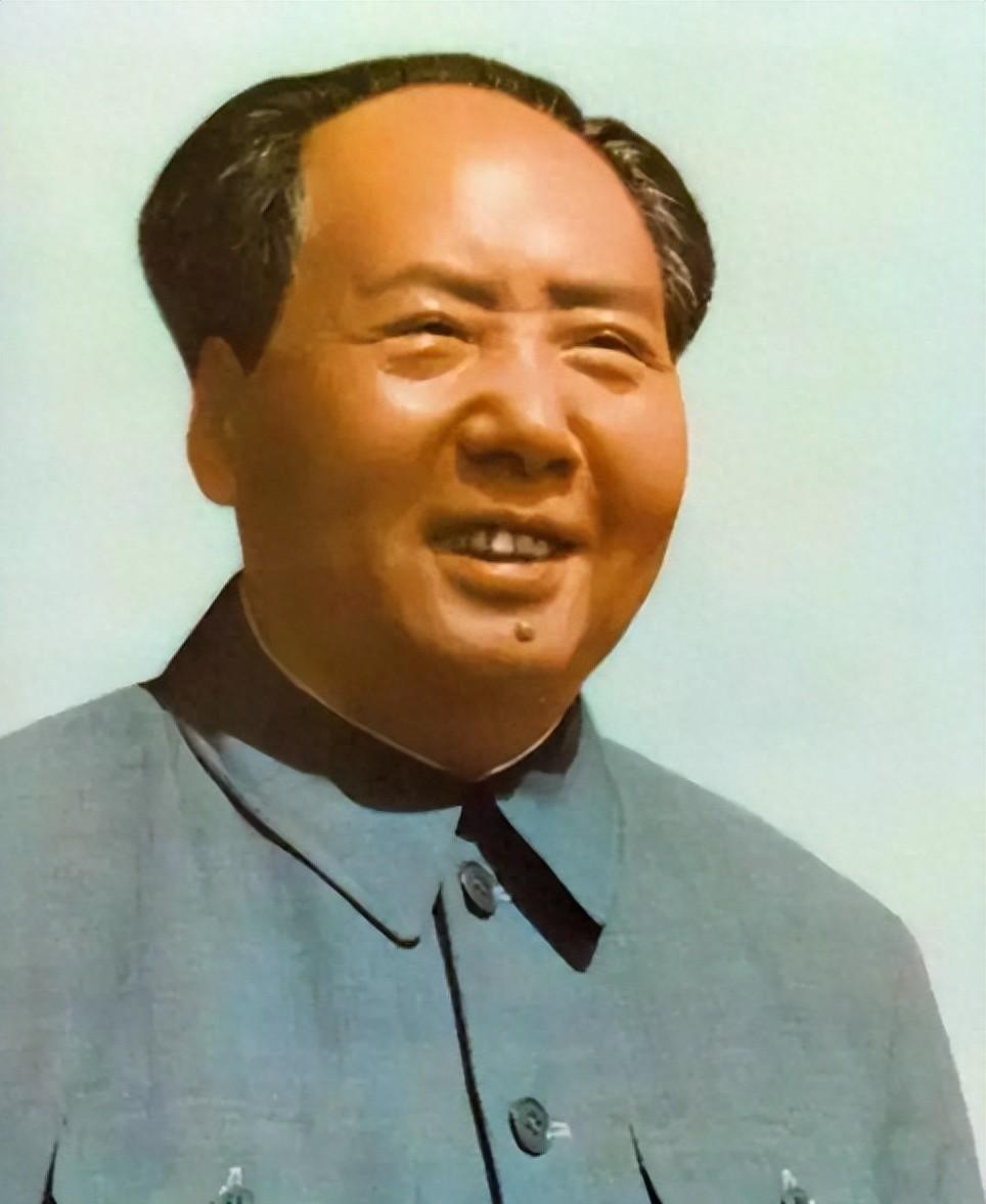 1961年毛主席登庐山时，为管理局局长卢绍明题写“庐山王”字迹，这背后有怎样的故