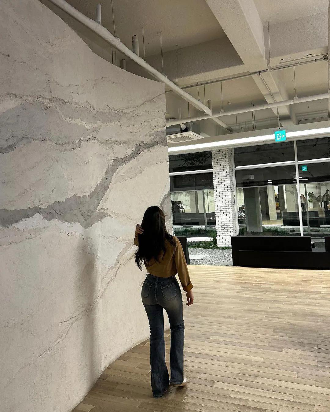 琼枝玉树不湘饶
#唯有佳人在等# #浅诗神女# #又待我长发及腰# #晴雨奔向#