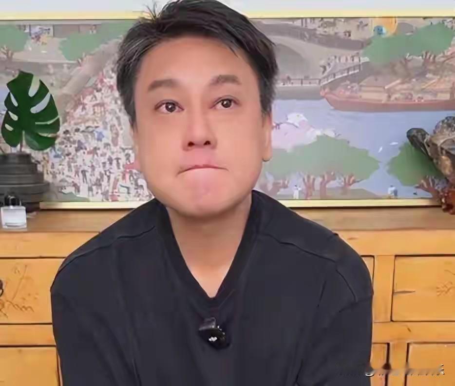 朱孝天越来越下头，让F4粉丝直接对他去魅了，他在群里说五月天的黑料又道歉，敢做不