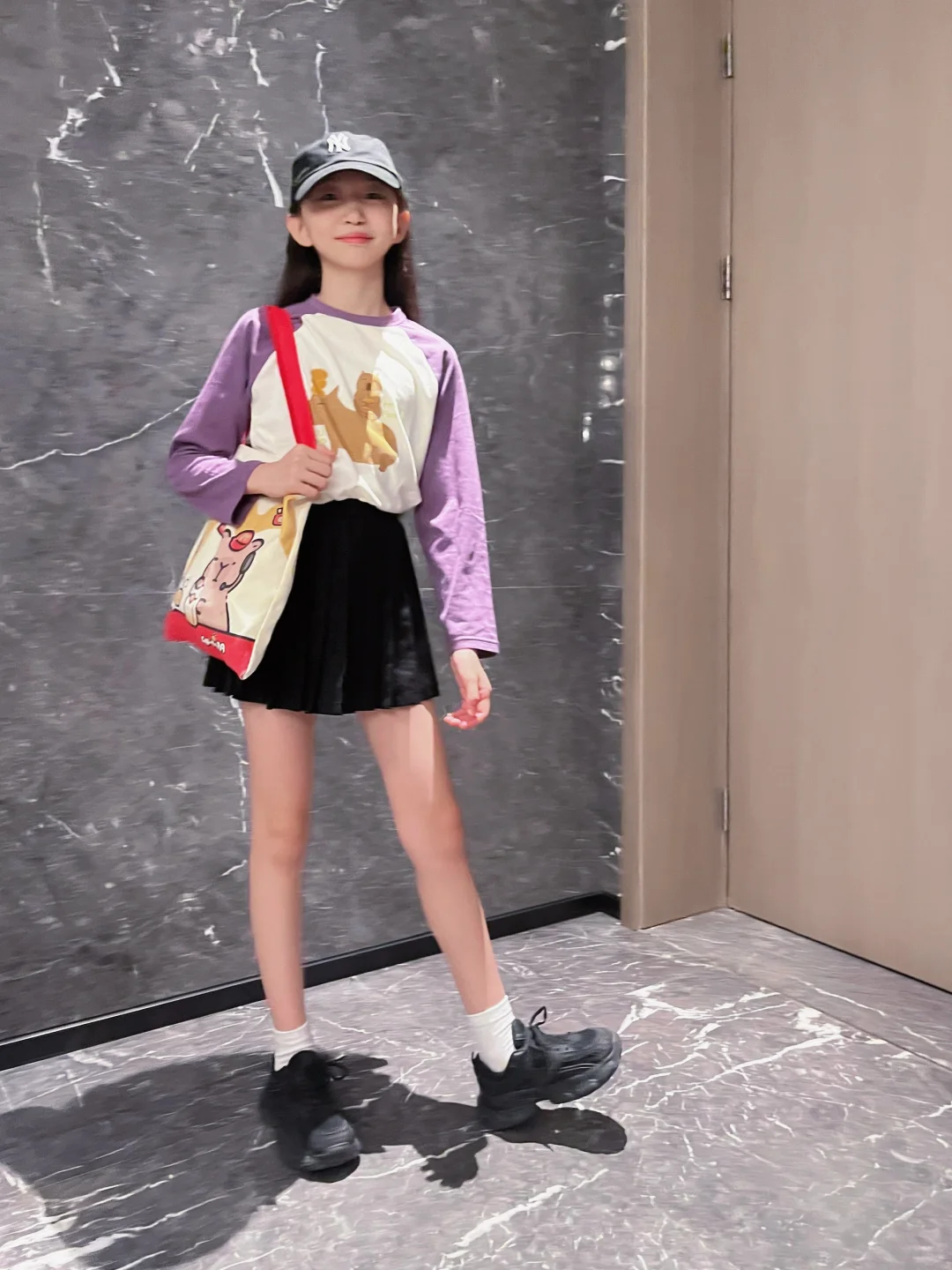 OOTD|带着我的Capybara卡皮巴拉5G入秋～