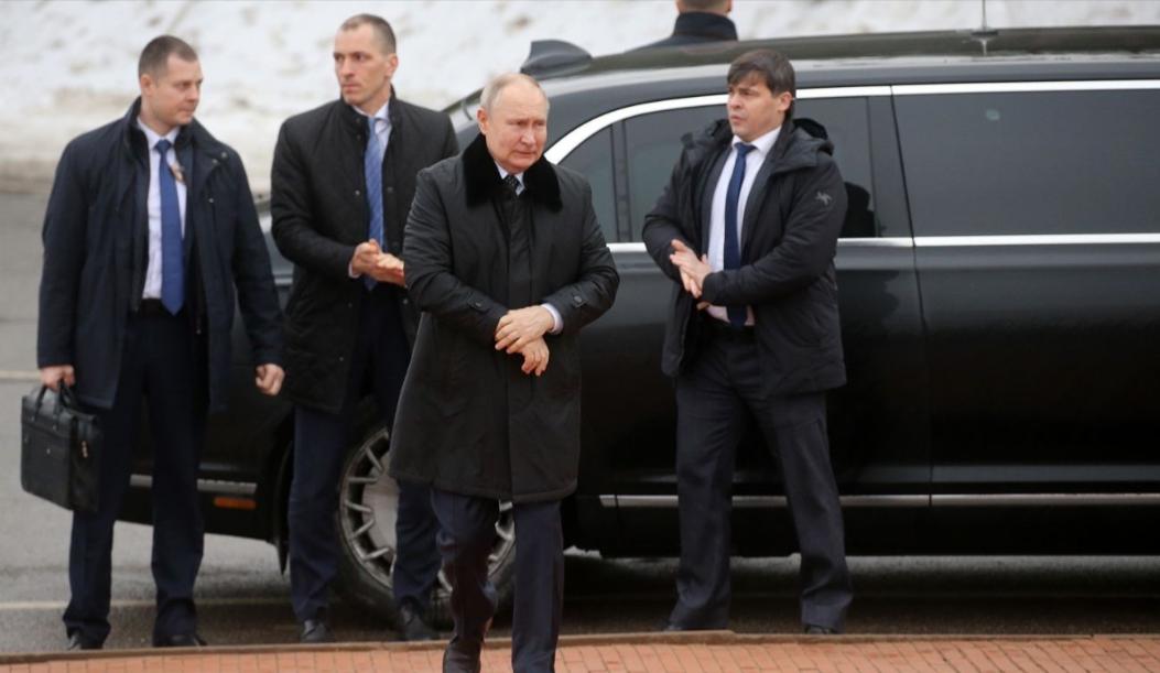 外媒3月20日报道：俄罗斯计划动用军队保护普京免受国际刑事法院的制裁。

俄罗斯