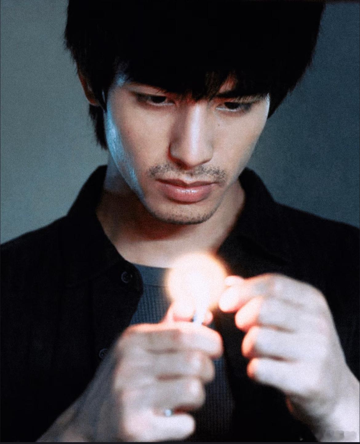 宋威龙简直是内鱼最具性张力的存在了～22岁时的这个男人怎么能性感成这样 ​​​