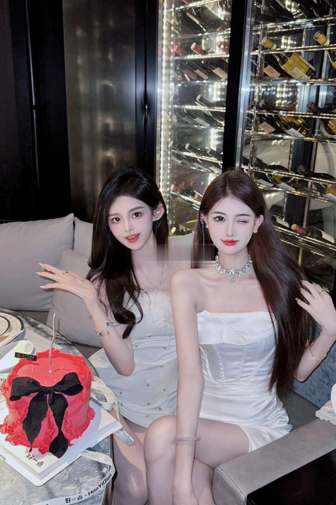 lts her birthday👩‍❤️‍👩第九年