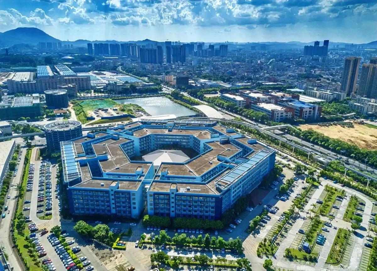 作为国内车企的一哥——上汽集团4月份和5月份销量回暖后，本以为这是触底反弹前兆，