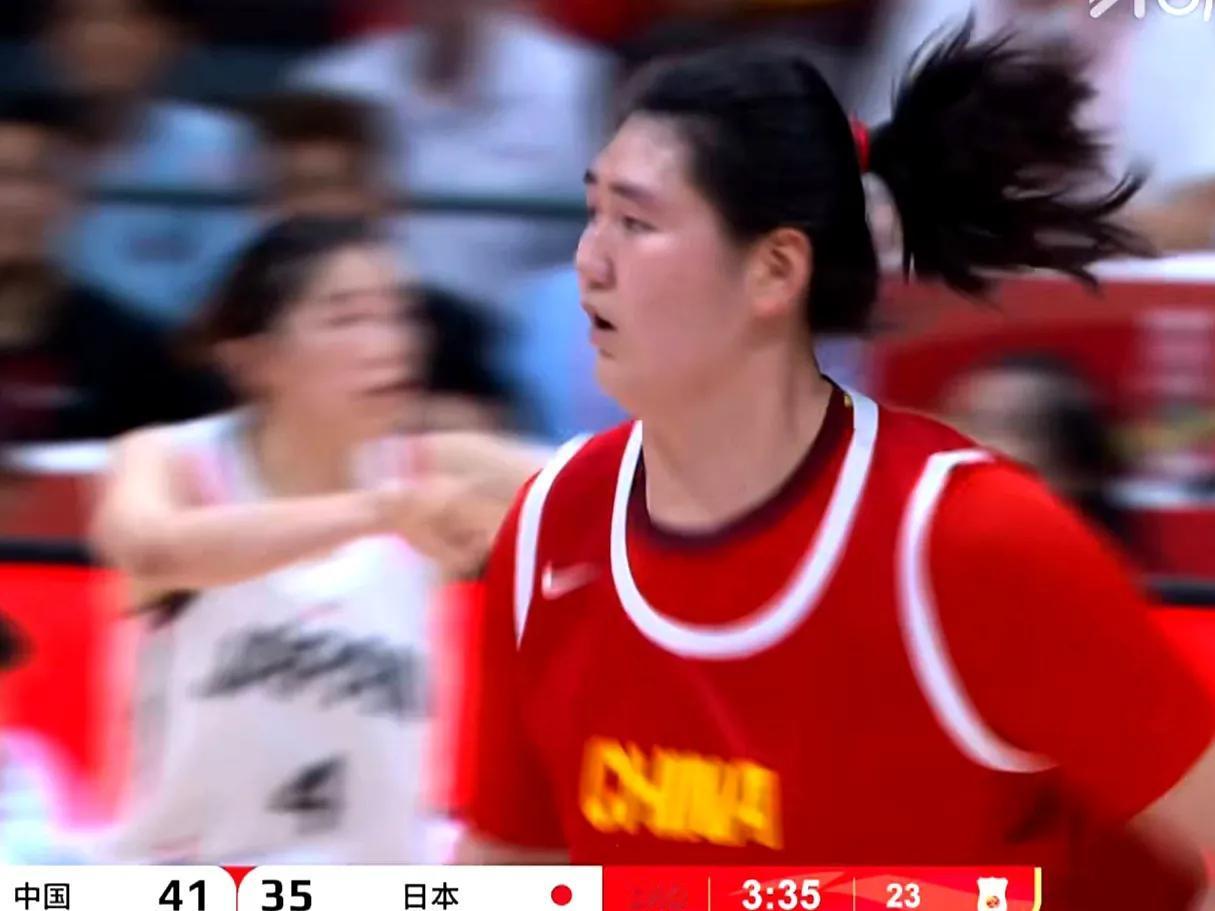 再创新高！张子宇砍下18分6篮板平成年国家队生涯最高记录！中国女篮101-92力