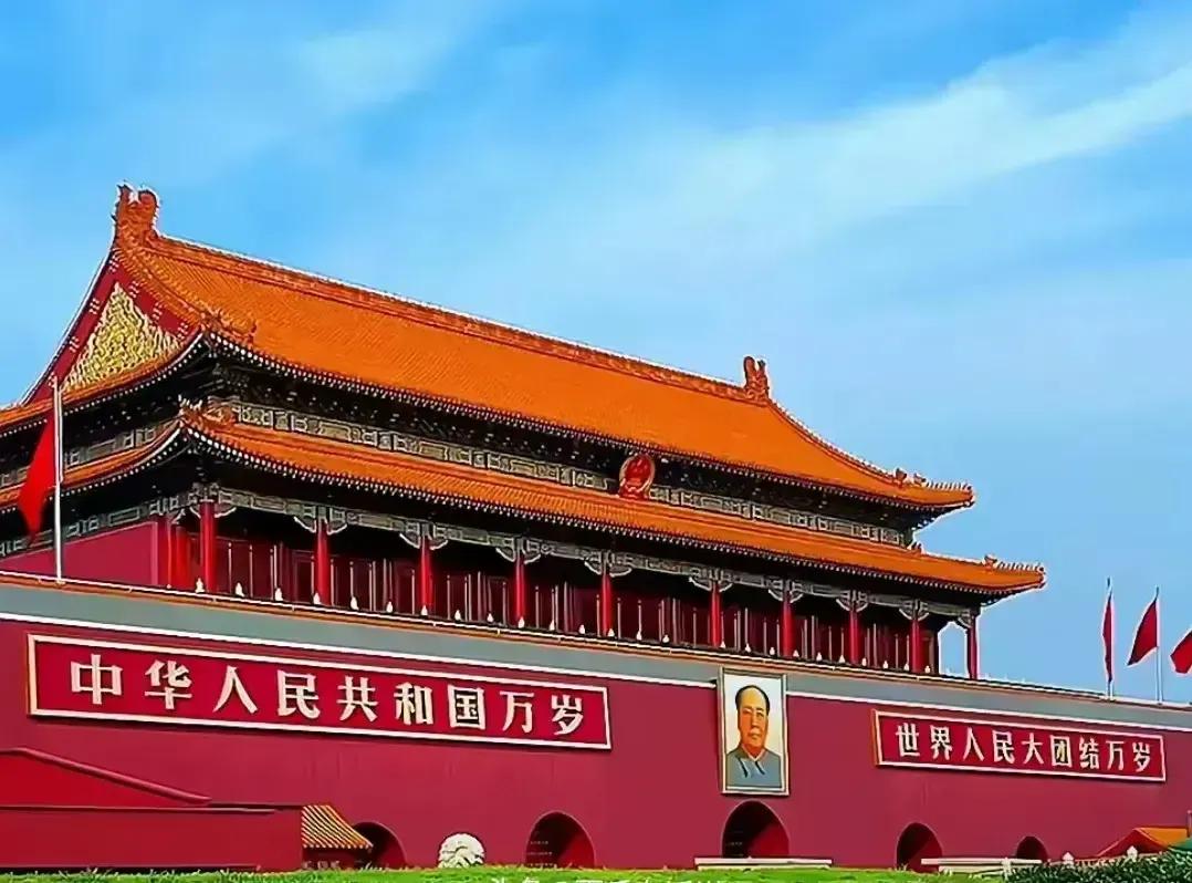 🙏请停留几秒，为伟人点个赞送朵花💐
《毛主席的璀璨星光》
在东方的地平线上，
