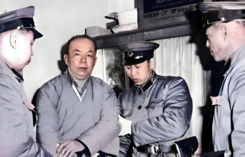 这个军统老特务，靠着极强的隐蔽性和欺骗性，在大陆潜伏了36年，他的被捕在当年是一