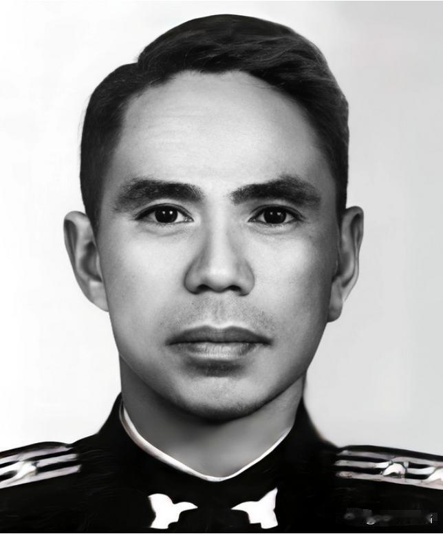 1992年，身处美国多年的特务头子毛森，面临着生命的终点，内心却在此时涌动起难以