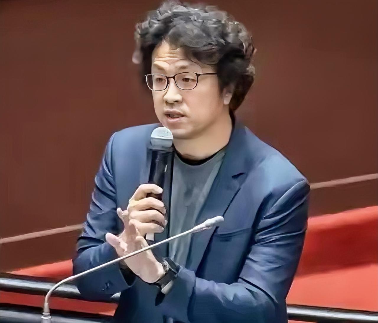 沈伯洋再发新声。
1月5日，沈伯洋在个人社交账号上再次发文。
文章里写道：“自从