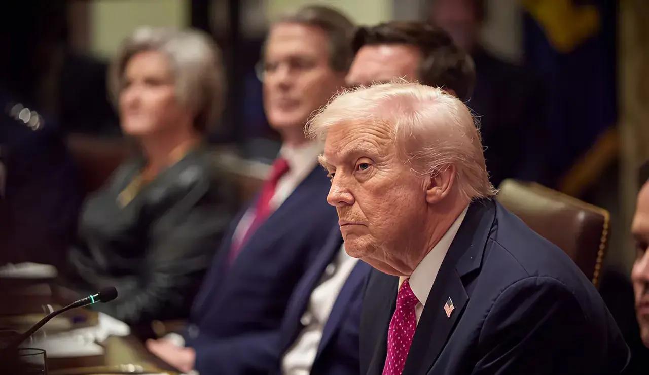 快讯！快讯！。
 
美国参议院突然宣布了。
 
当地时间11月4日，一次关于临时