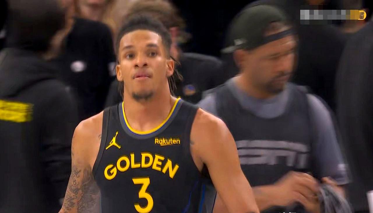 勇士今天主场打火箭，上半场打完领先12分（59比47）。新星理查德首发打了11分