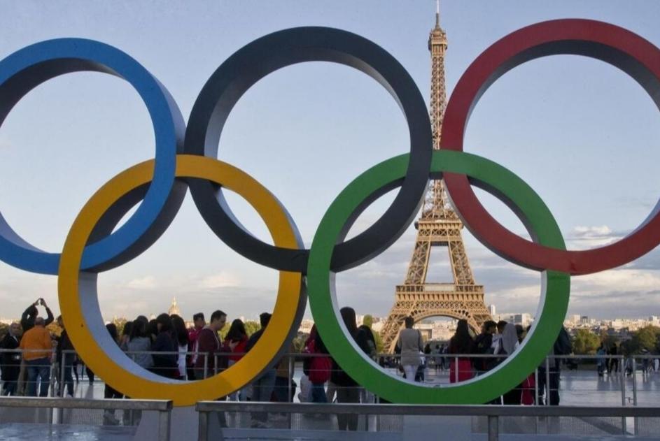 政局动荡成法国年度最突出事件！特朗普影响力碾压本土政客
 
法新社12月25日消