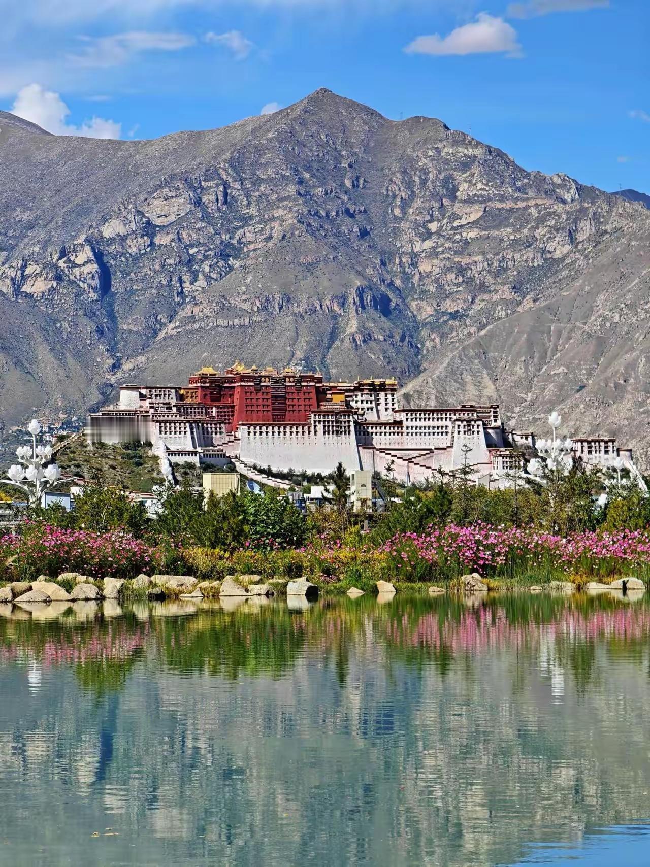 虽然“心外无物”，但“意外有物”

       心学虽然说心外无物，但普通人凭