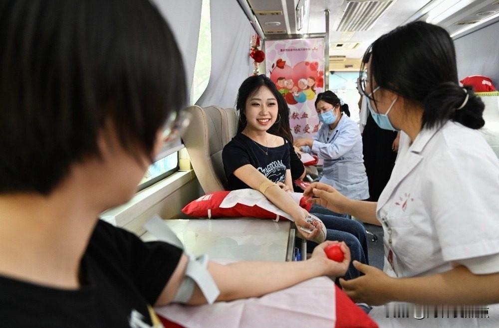 这东西居然拿来赚钱！[鄙视]刚上一条夸了这个地方格局大，居然这么快就翻车了。[灵