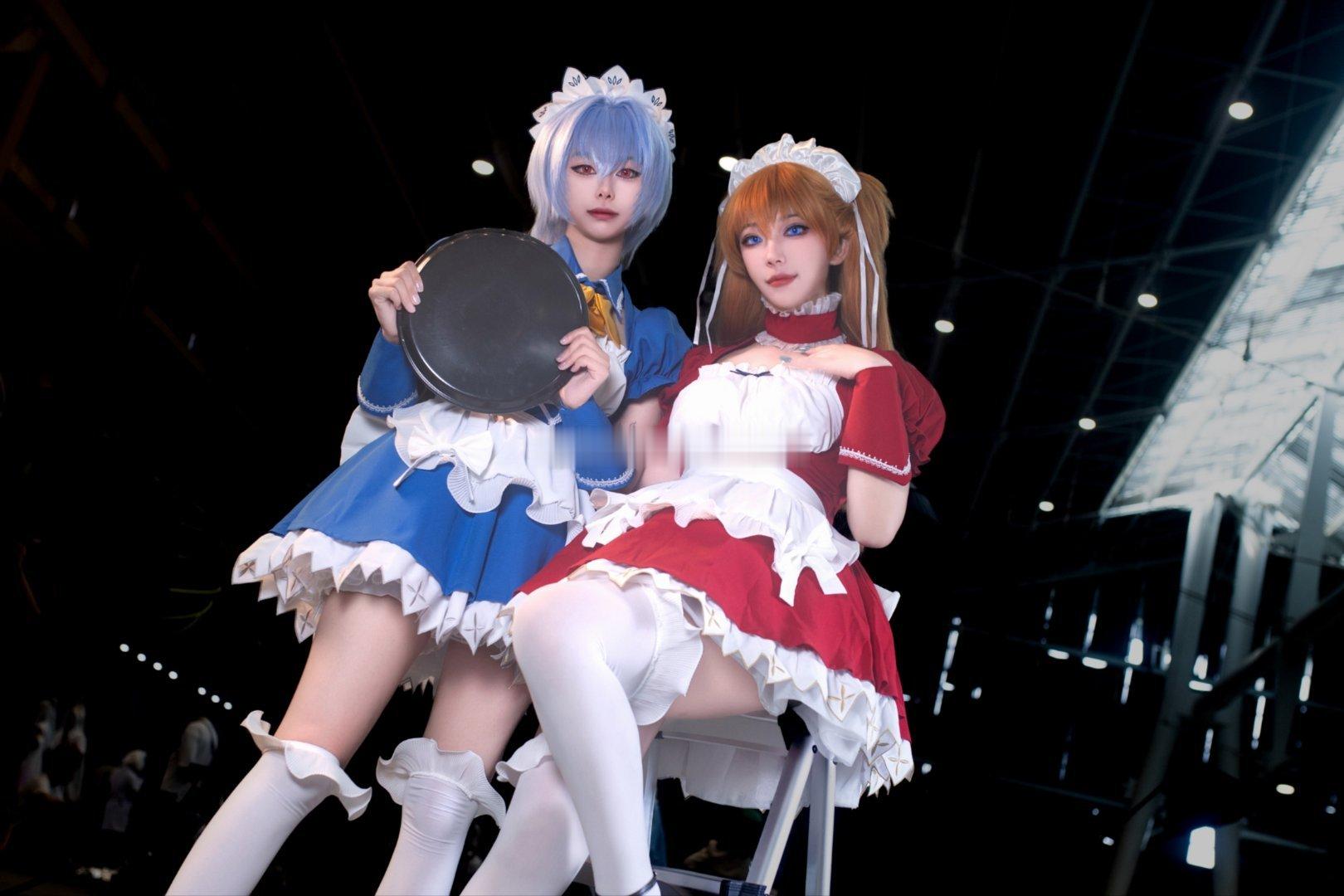 cosplay[超话]二次元cos大赏 石家庄NCE漫展 场拍 嘀 女仆体验卡绫