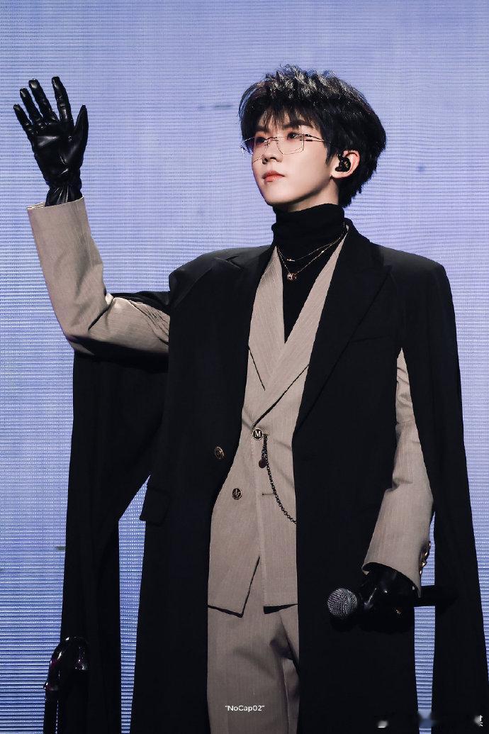 看到马嘉祺进组的消息，心里充满了骄傲与期待！你肯定能在新剧中大放异彩，等着看你的