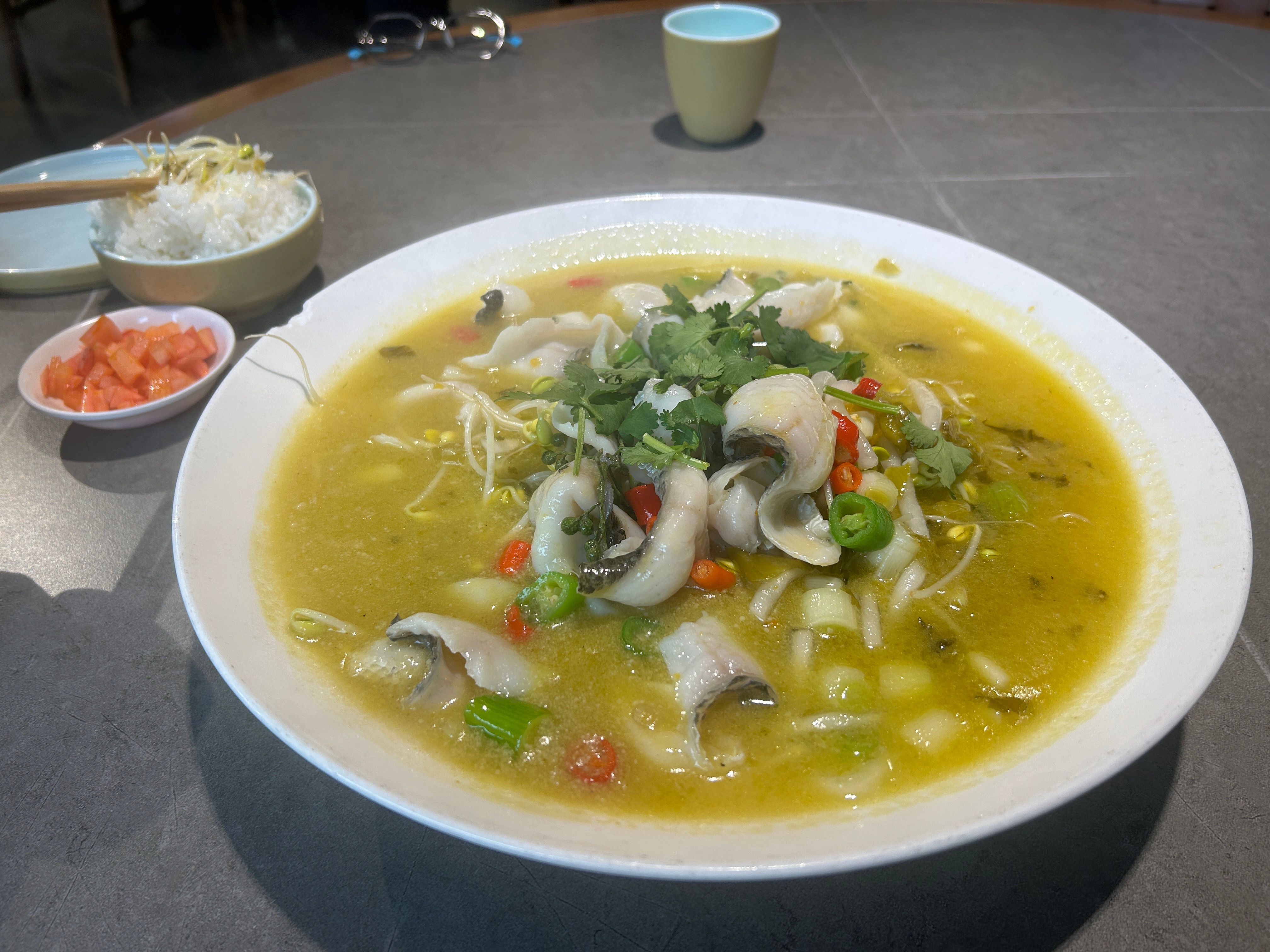 干饭不积极，思想有问题！豪弟用实力证明，干饭我是认真的！能吃能睡能玩！王安宇吃饭