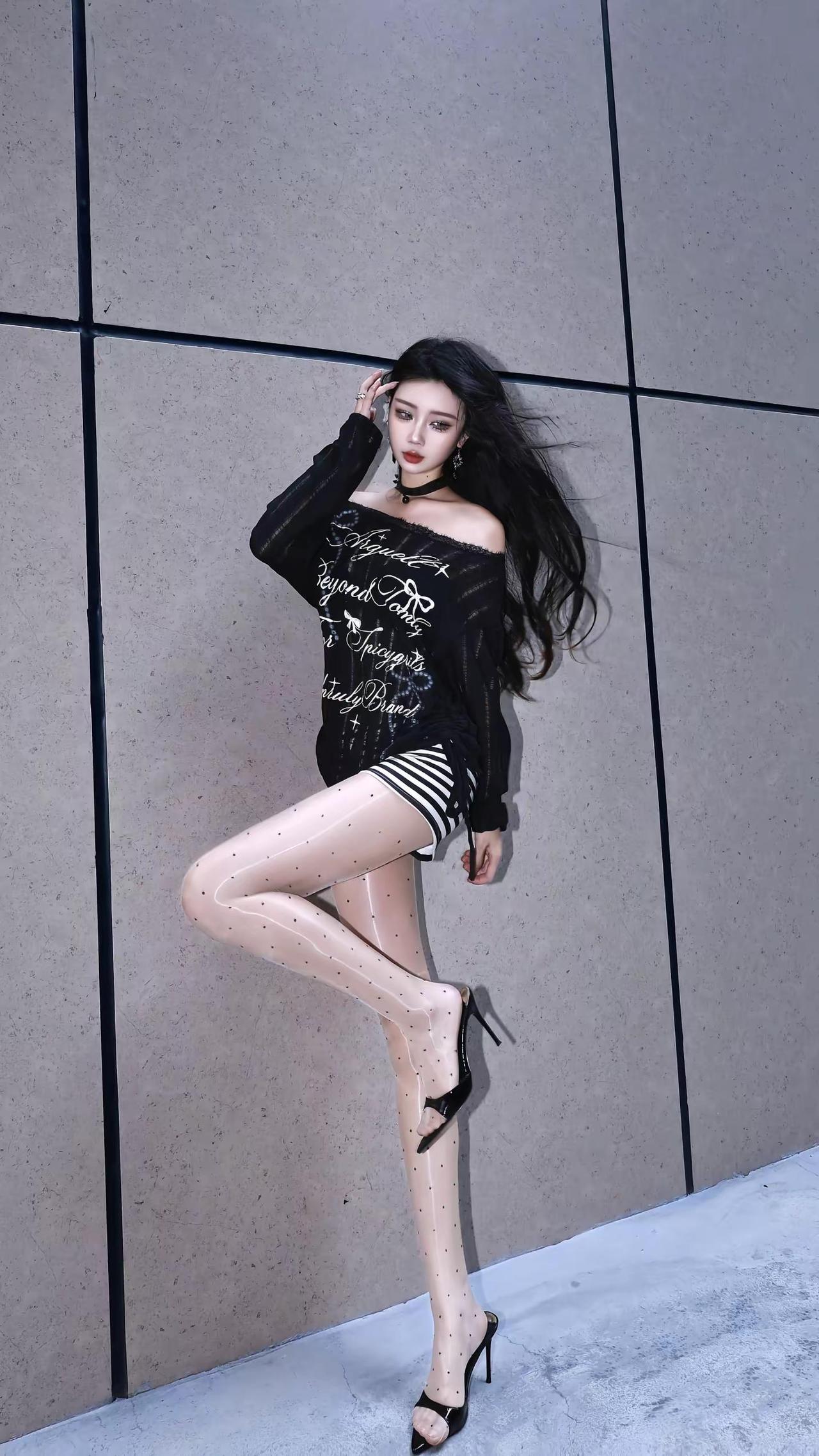 一定要理想型吗 我不行吗？辣妹穿搭 感觉至上