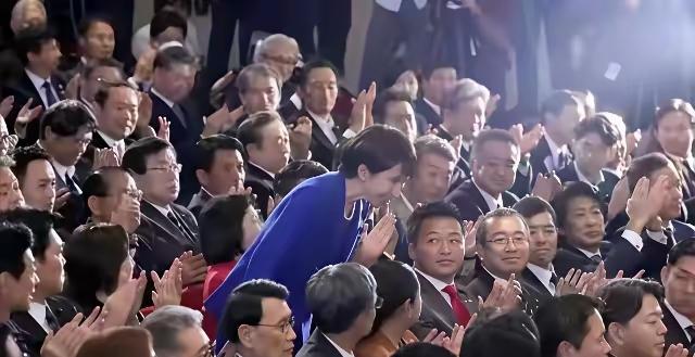 万万没想到！中国曾抓捕的大量间谍，本以为被过洗脑，结果几乎都是主动投靠，更可怕的