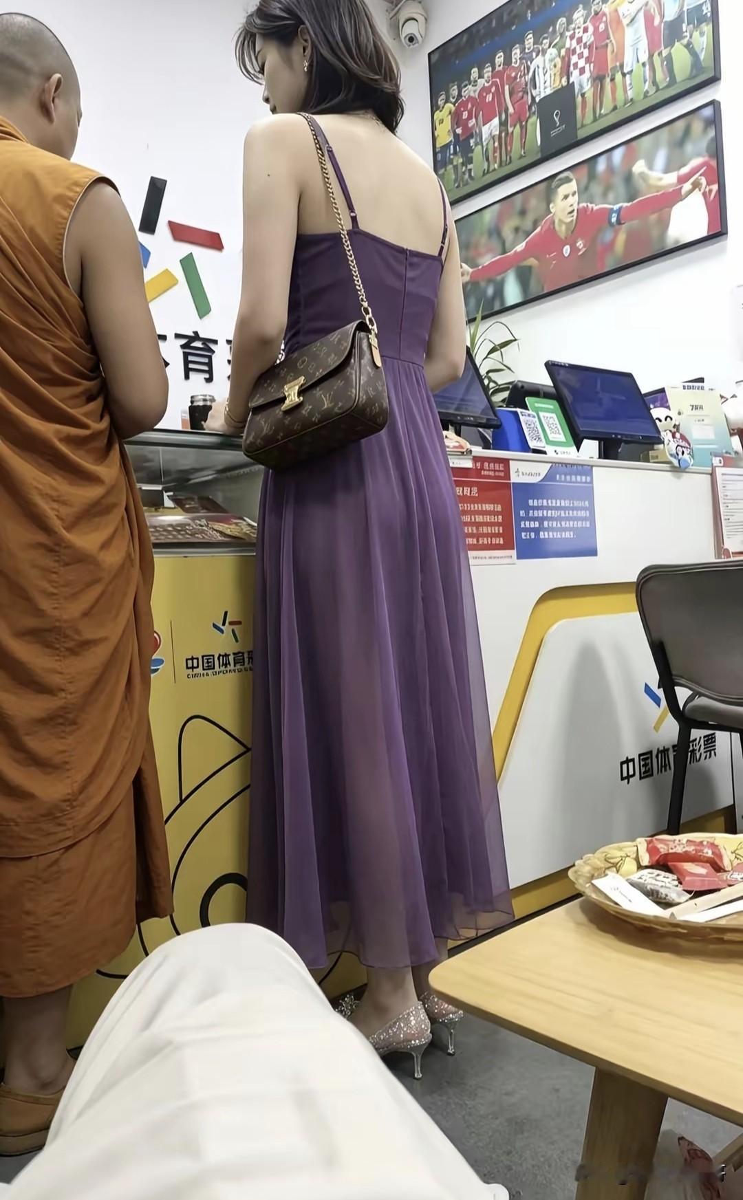 在朋友的彩票店看到的一幕，你悟出什么了？