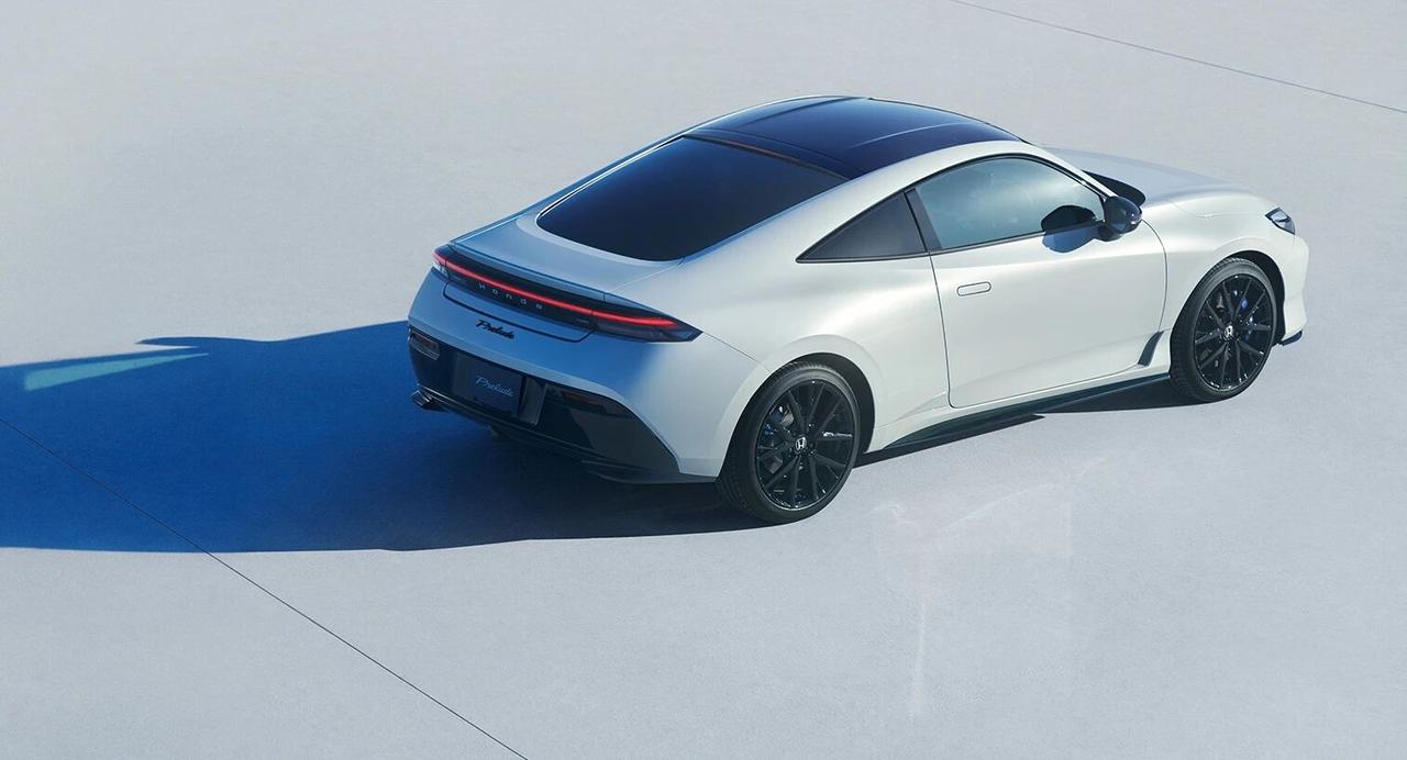 本田Prelude的空气动力学设计本田Prelude通过尾门后端平面化和抑制车辆