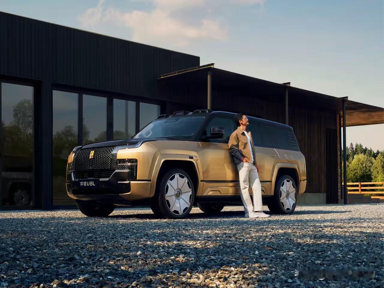 比亚迪仰望赢麻了？11月中国品牌100万以上销量总计540台，仰望515台，红旗