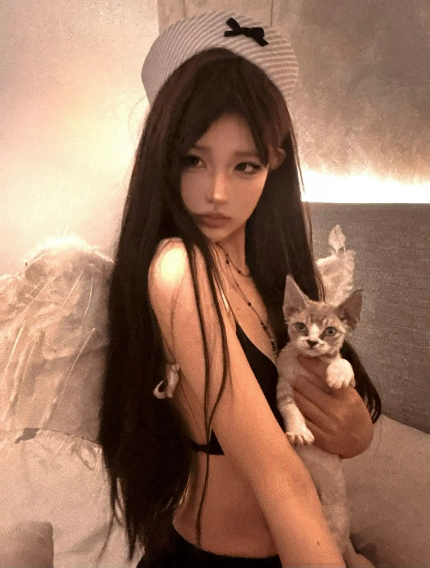 姐姐 我不是脆弱 但是看到你和别的女人在一起 我心痛