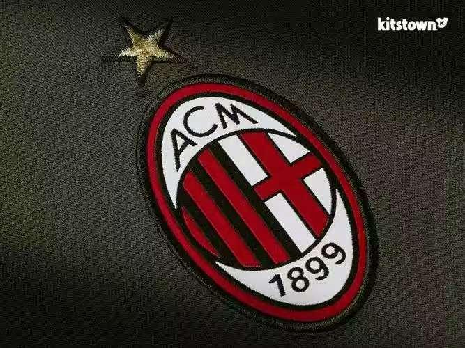 本赛季都灵成米兰的福星？
AC米兰本赛季只有6场进3球以上，分别是3比0胜乌迪内