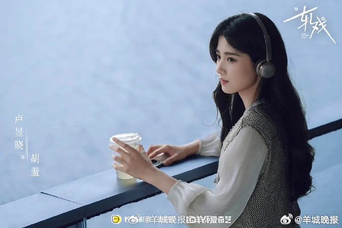 【哪一个现偶女主的穿搭让你心动？来评论区分享】现偶女主是行走的穿搭教科书，既有甜