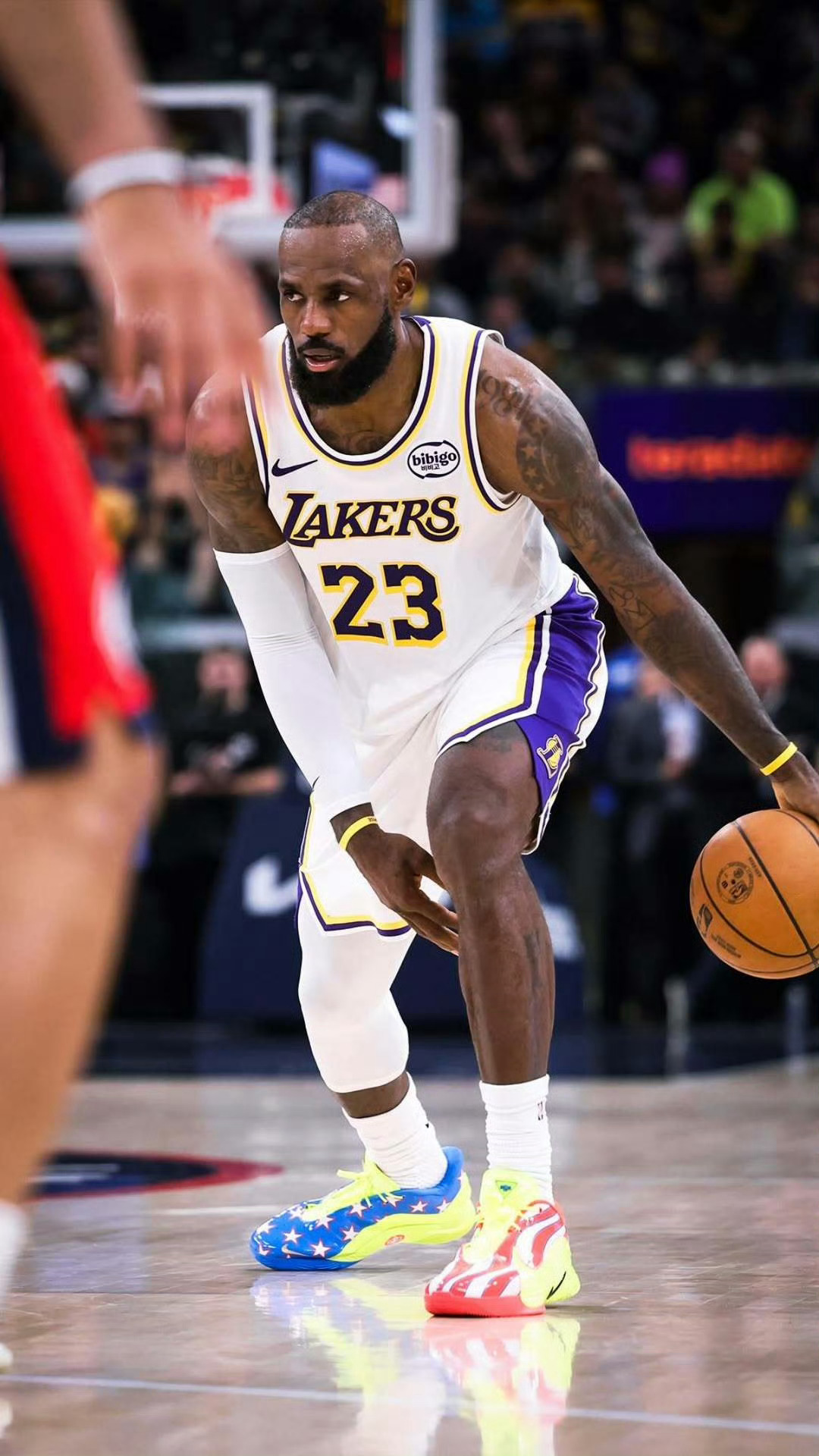 快船也是真的辣鸡……没有主力的湖人，逆天一般的发挥，都这样了还能打到最后湖人vs