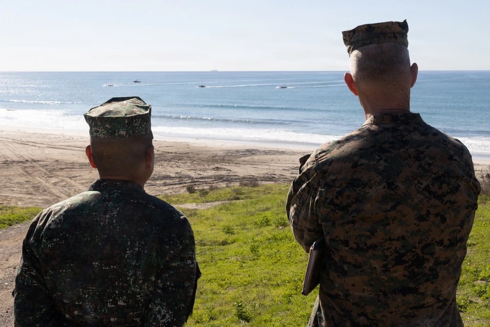 飞扬军事 冲滩！ 