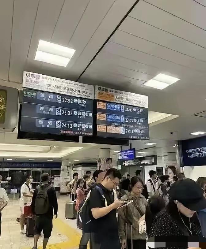 在国家大义面前，这些败类的所作所为，让国人为之愤懑。
身为泱泱大国的一员，在国家