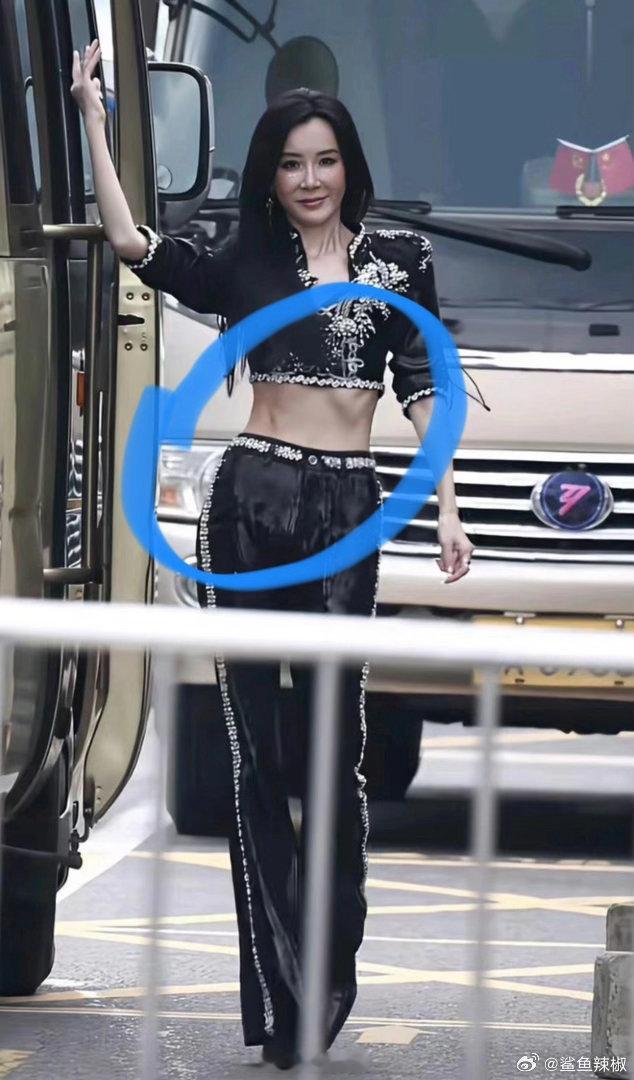 太佩服这些高龄女演员了！ 