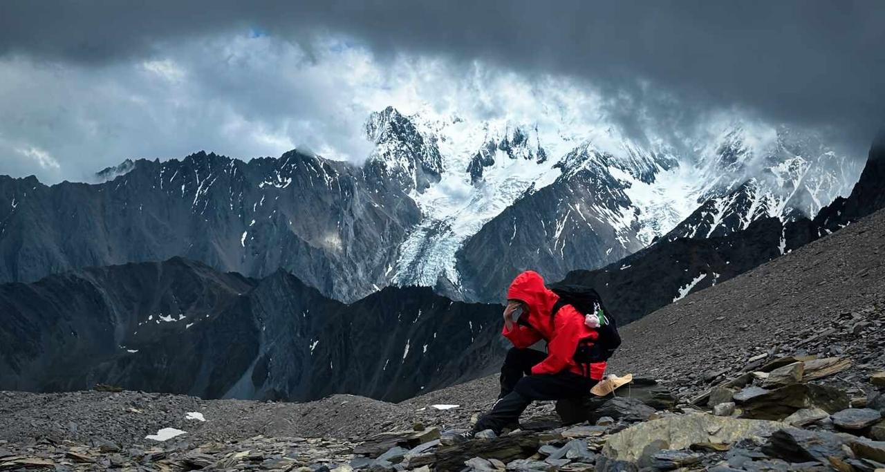 梅里北坡徒步攻略🏔️
1，关于梅里北坡管理：梅里北坡管理是我见过最成熟的，山脚