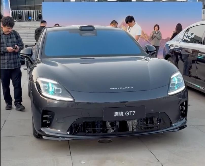 启境GT7定义含华量新高度这台轿跑+旅行最近热度还挺高扎堆发同品类新车的时候那在