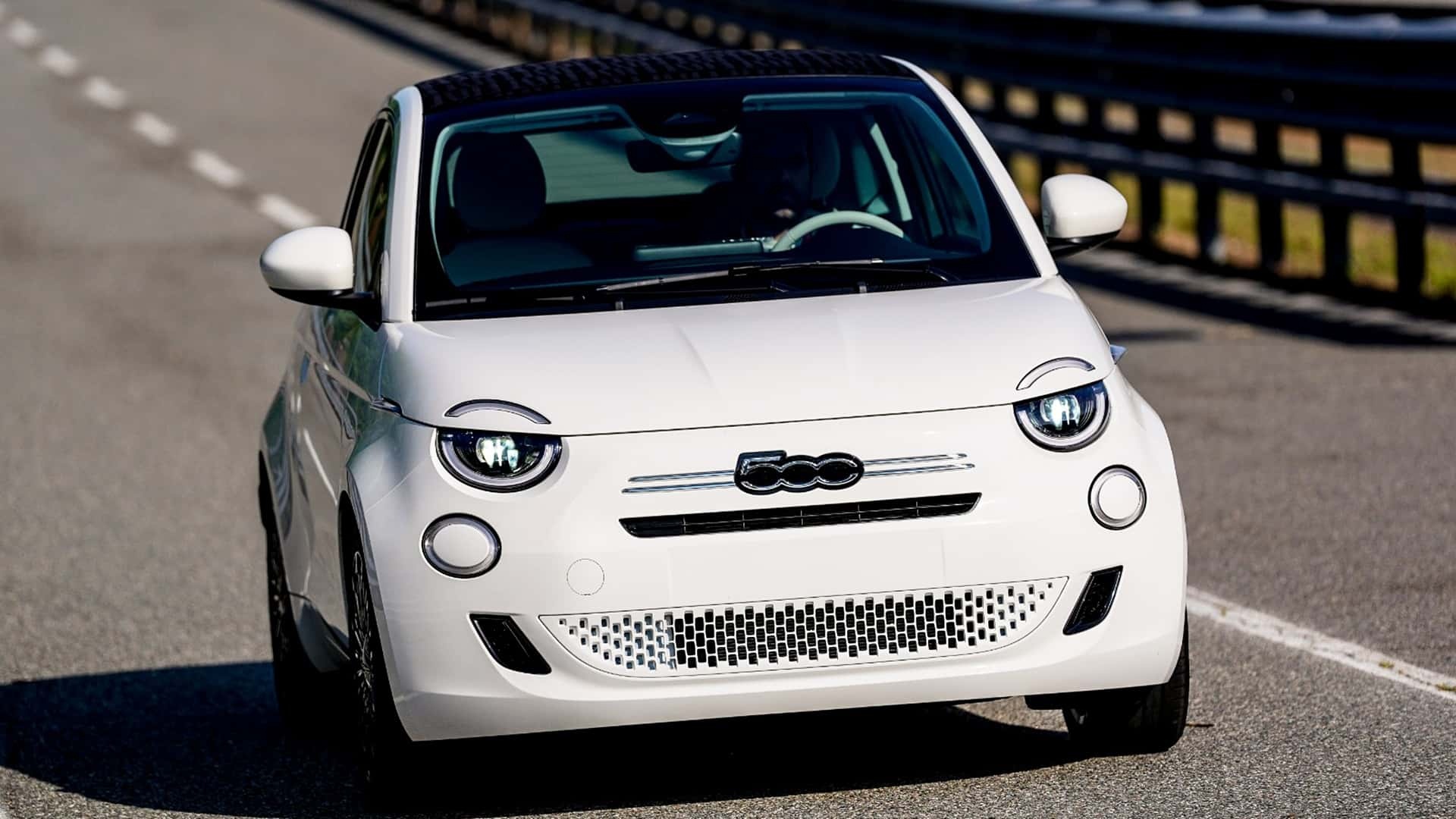 Fiat 500 Hybrid (2025) ​​​