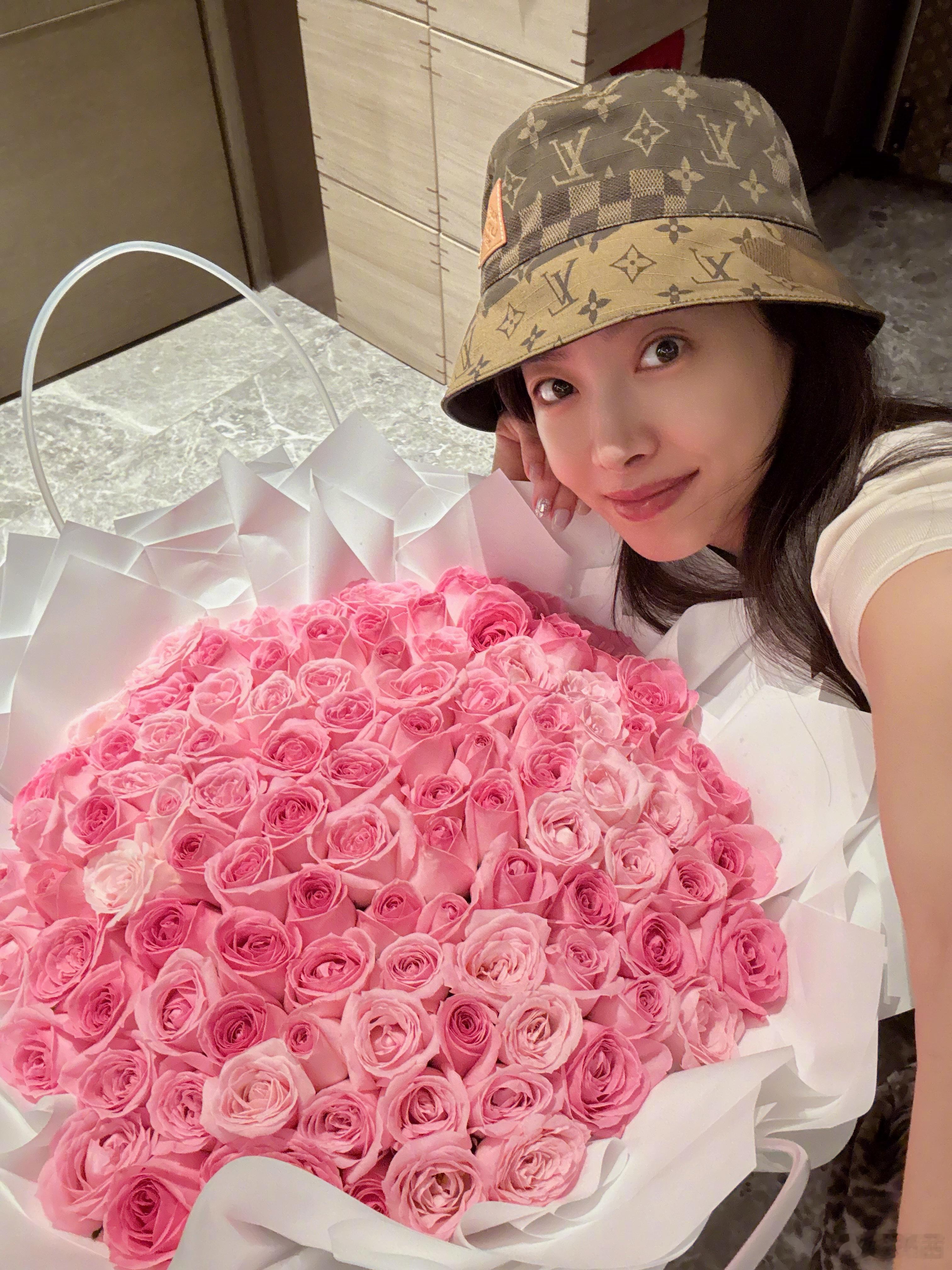 宋茜 在复制粘贴的时代，你是手写的诗