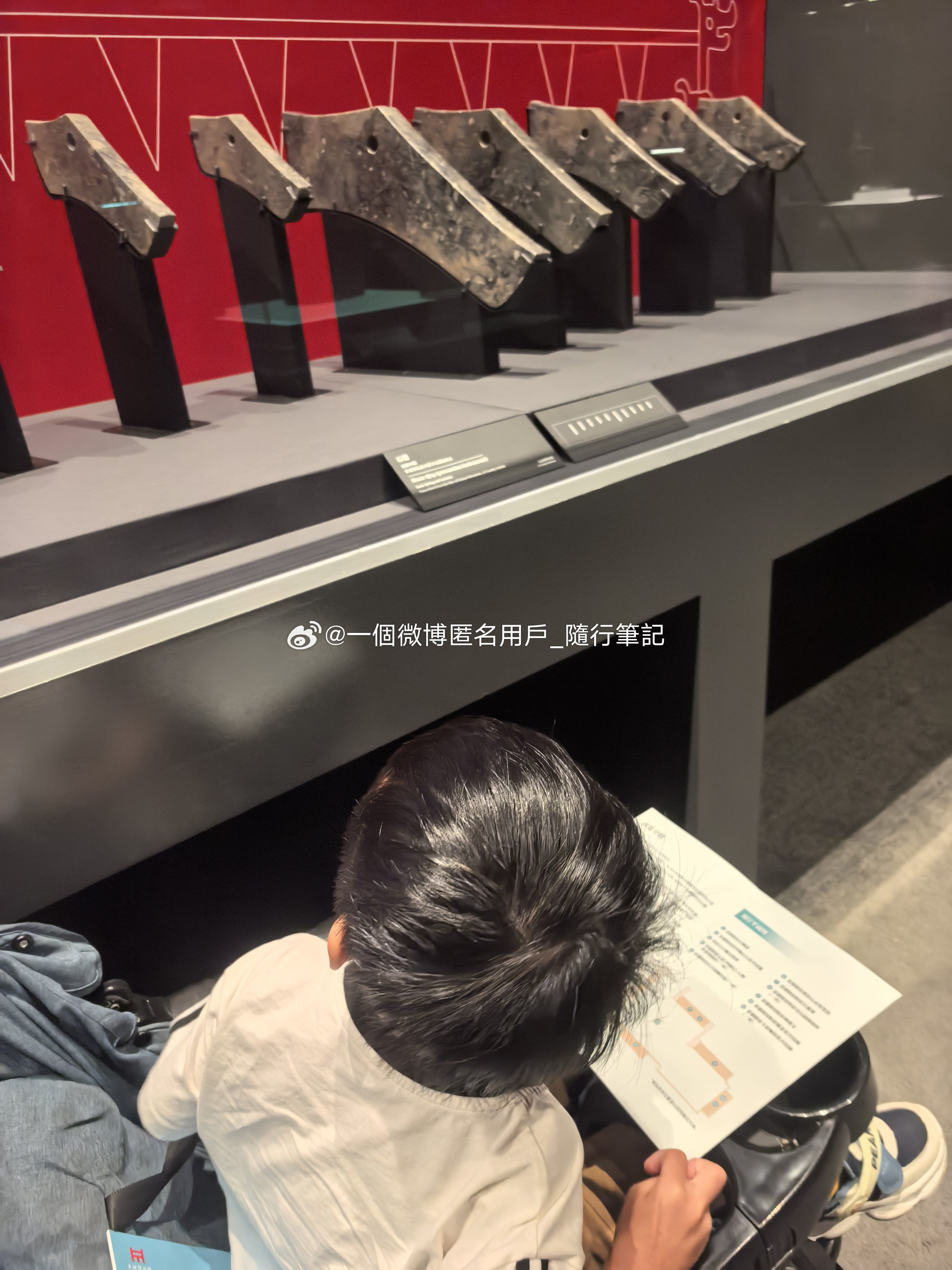 文物古迹一眼千年  博物馆的力量 今人不见古时月,今月曾经照古人。文物不言不语,
