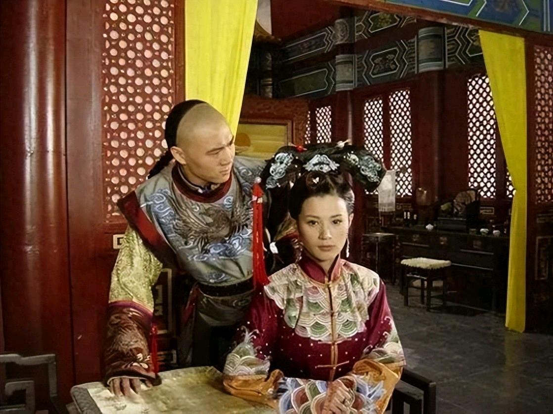 “现代版的多尔衮！”河南开封，女子二婚还带着一个儿子，结婚16年来，男子给继子娶