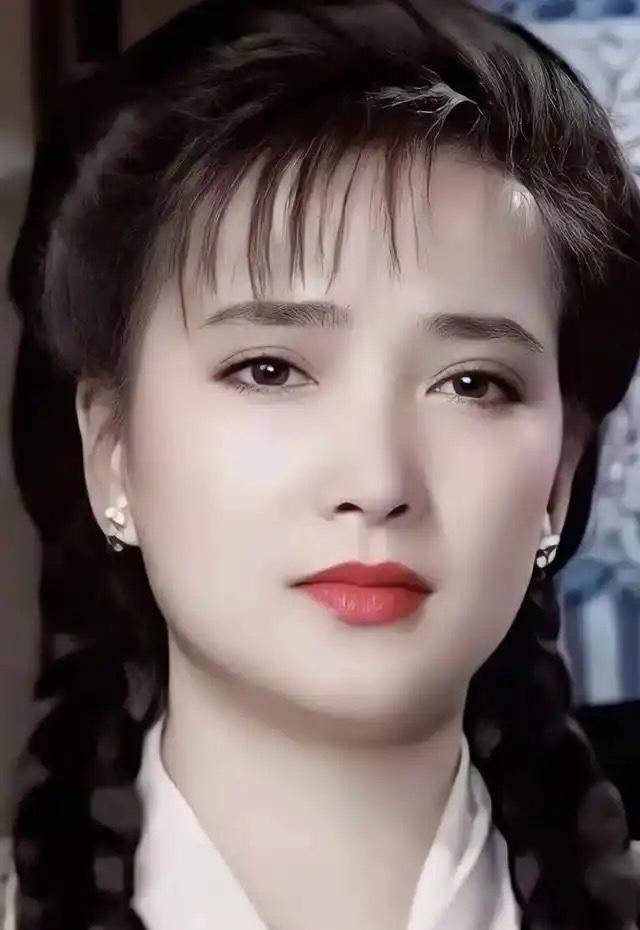 “古典第一美女”何晴逝世，享年61岁，曾演遍四大名著
一位从昆曲舞台走向荧屏的江
