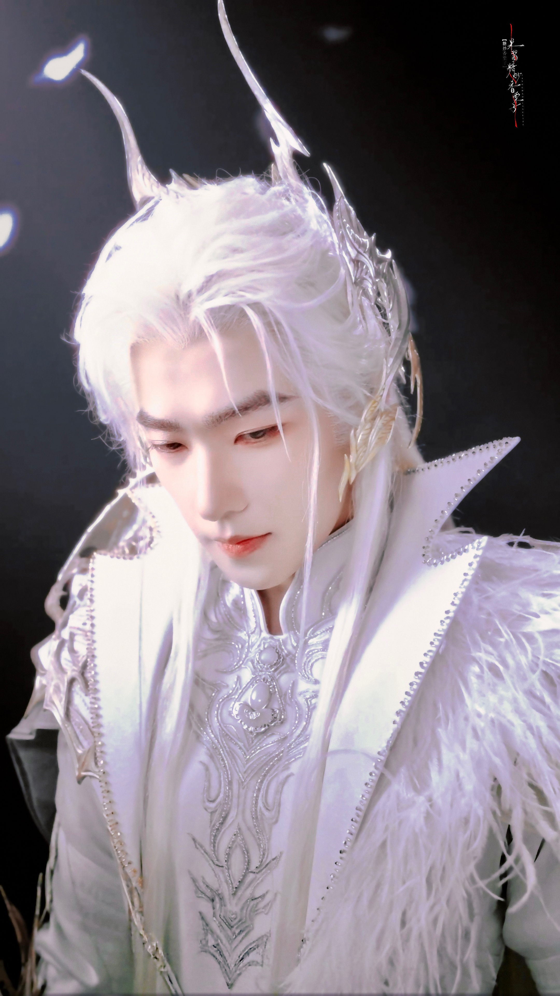 杨洋倩女幽魂cos 人间难遇，神明风姿。