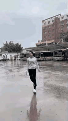 最美女公交司机，没有之一。